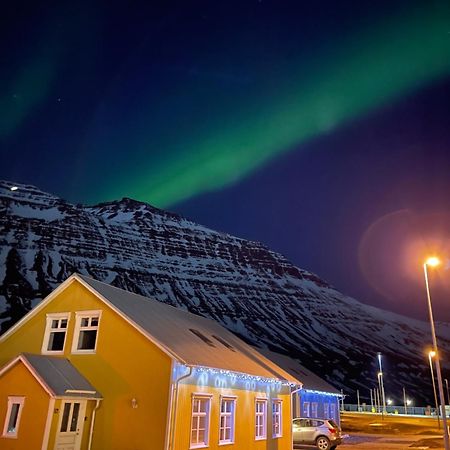 Lonsleira Apartments Seyðisfjörður Екстериор снимка