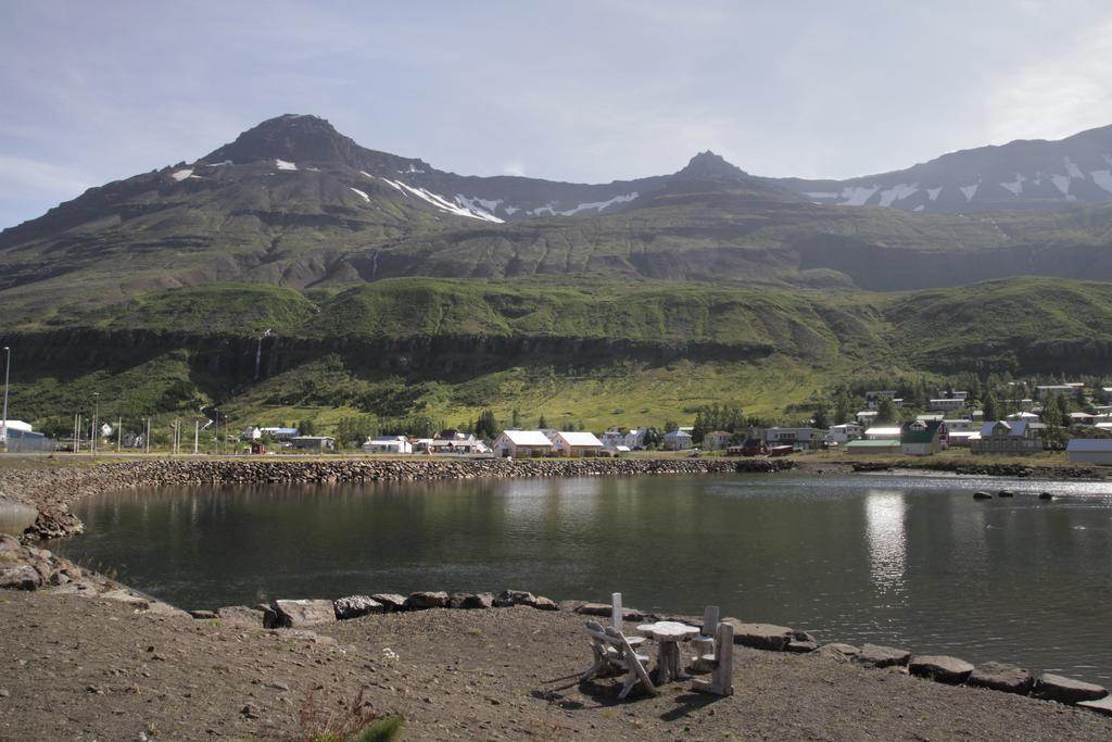 Lonsleira Apartments Seyðisfjörður Стая снимка