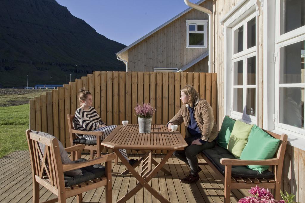 Lonsleira Apartments Seyðisfjörður Стая снимка